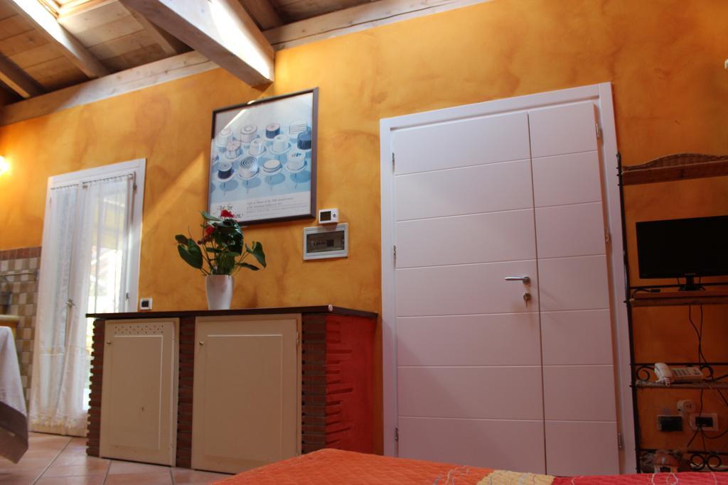 La Casetta Del Tiglio Bed & Breakfast Arcugnano ภายนอก รูปภาพ